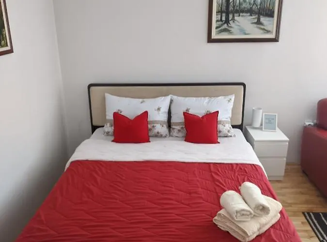 Апартаменты Sabah Нови-Пазар